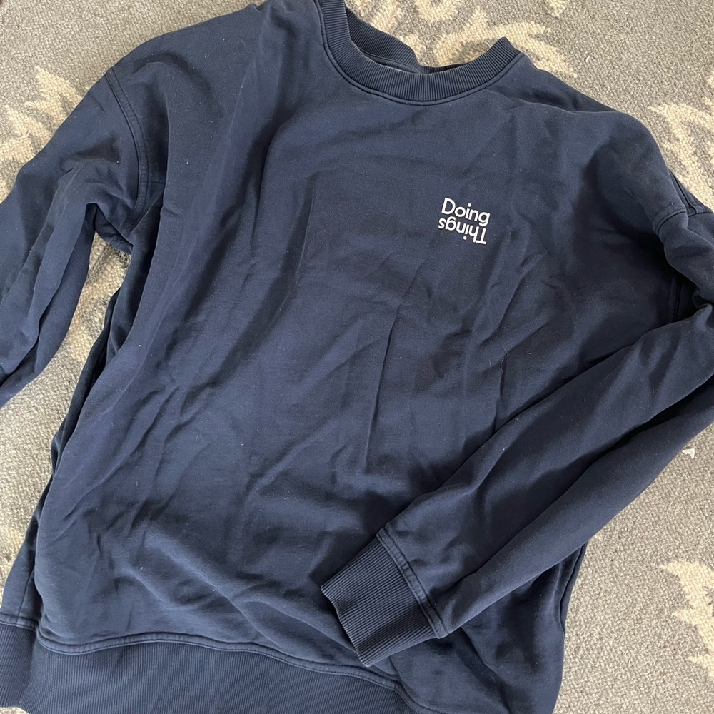 Outdoor Voices navy crewneck!